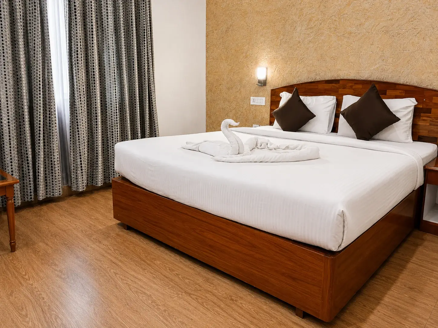 Deluxe Room Alt