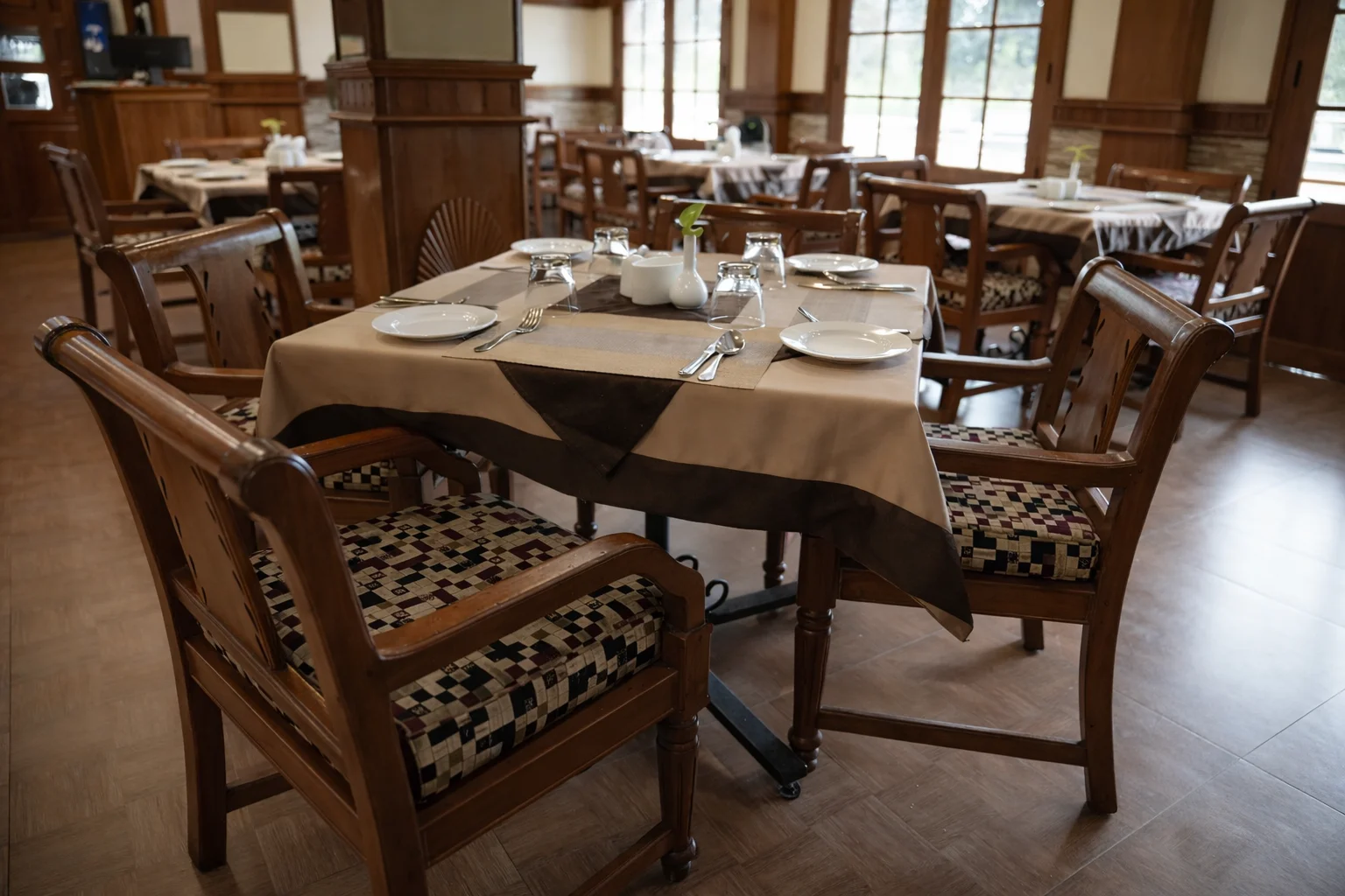 Restaurant Setting